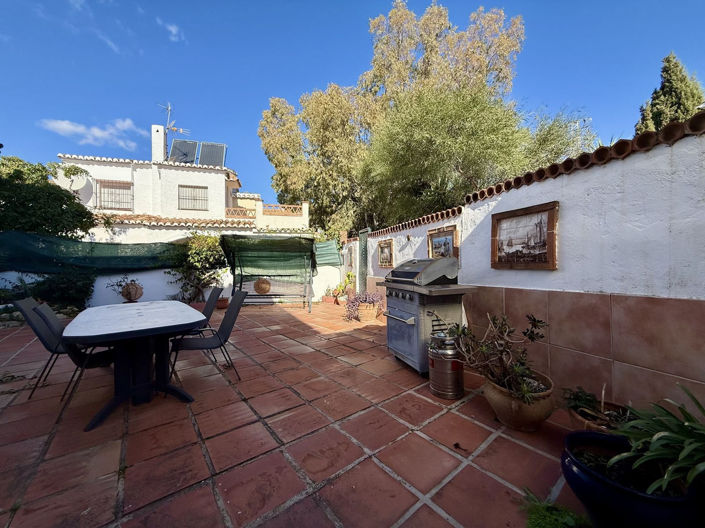 Image No.4-Villa de 3 chambres à vendre à Malaga