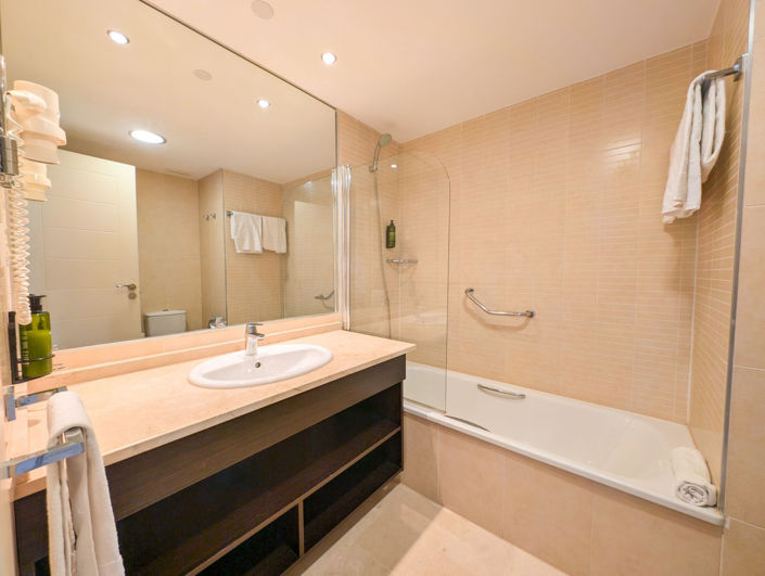 Image No.21-2 Bed Apartment for sale