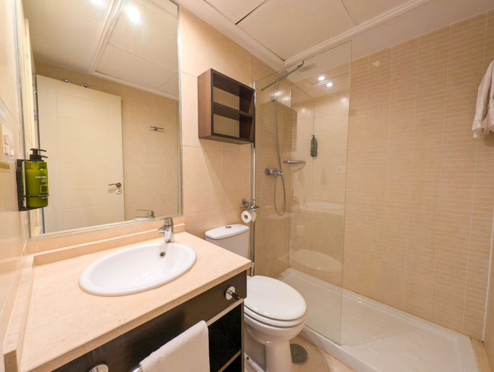 Image No.27-2 Bed Apartment for sale