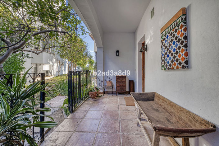 Image No.11-5 Bed Apartment for sale