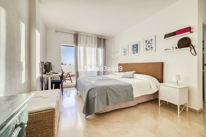 Image No.19-5 Bed Apartment for sale