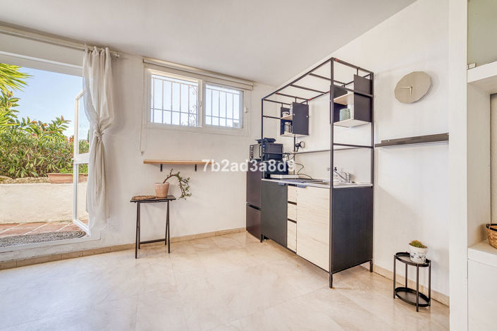 Image No.27-5 Bed Apartment for sale