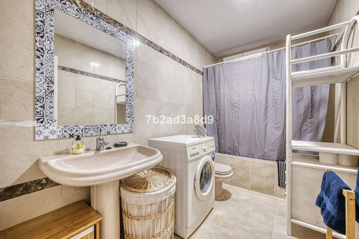 Image No.31-5 Bed Apartment for sale