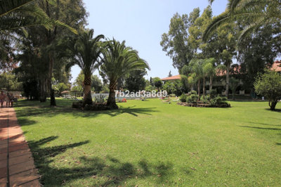 15-11d12f2f454f2f5e9b981fdd8b901d51