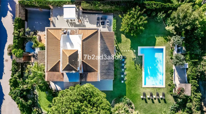 Image No.43-8 Bed Villa for sale