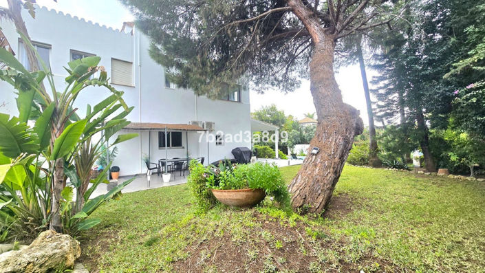 Image No.45-8 Bed Villa for sale