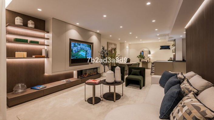 Image No.23-3 Bed Apartment for sale