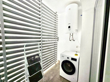 2-5bd7b9d04b45e33852eaf0ec6670150d