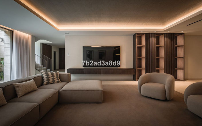 Image No.14-5 Bed Villa for sale