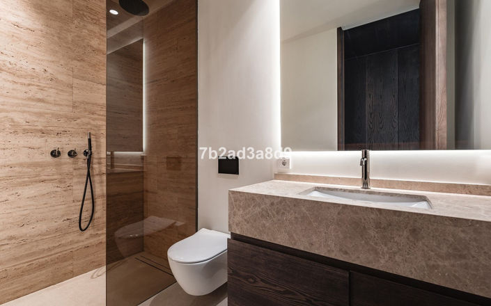 Image No.19-5 Bed Villa for sale