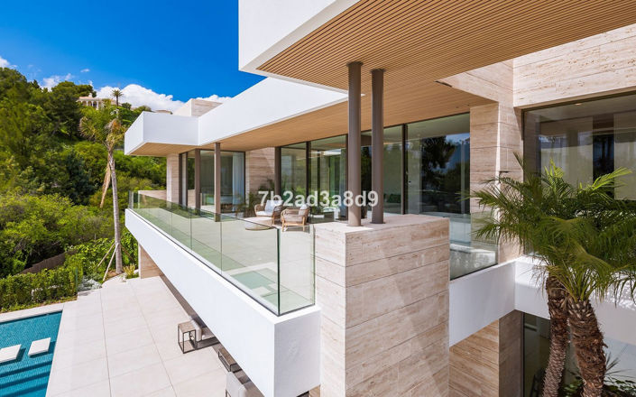 Image No.29-5 Bed Villa for sale