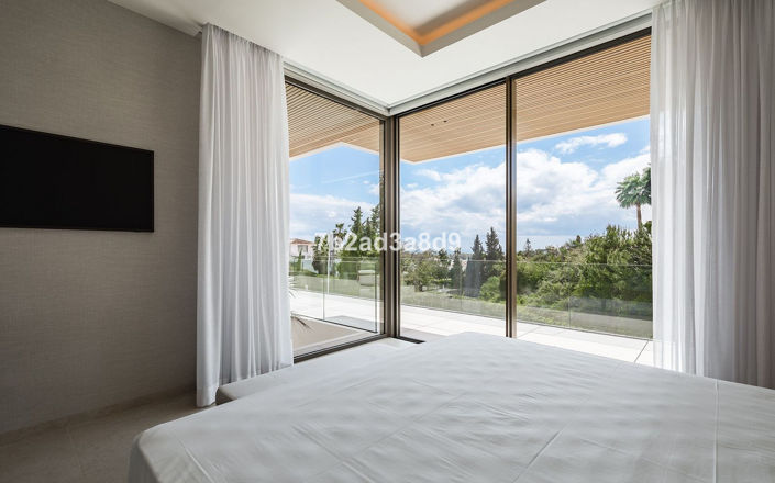 Image No.39-5 Bed Villa for sale