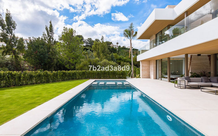 Image No.45-5 Bed Villa for sale