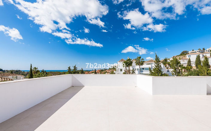 Image No.49-5 Bed Villa for sale