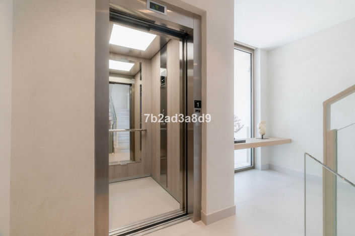 Image No.15-3 Bed Villa for sale