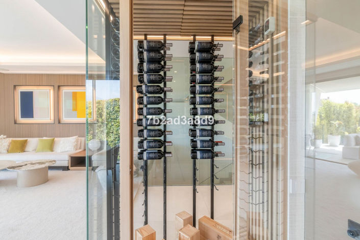 Image No.23-3 Bed Villa for sale