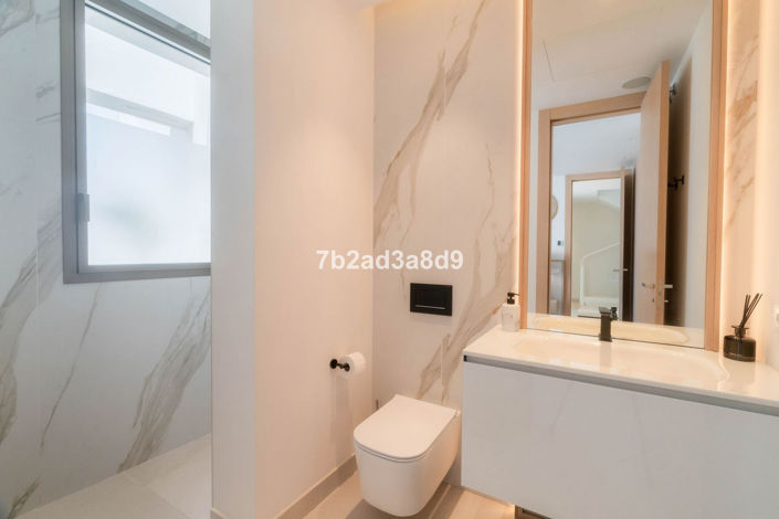 Image No.36-3 Bed Villa for sale