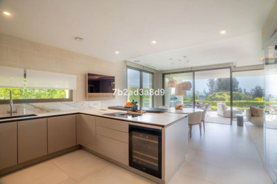 7-aa4cc561180b369757c0bb4af9886cd3