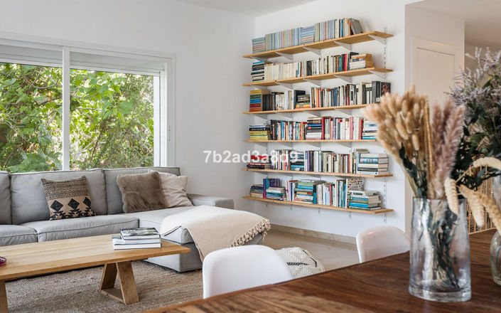 Image No.7-4 Bed Townhouse for sale