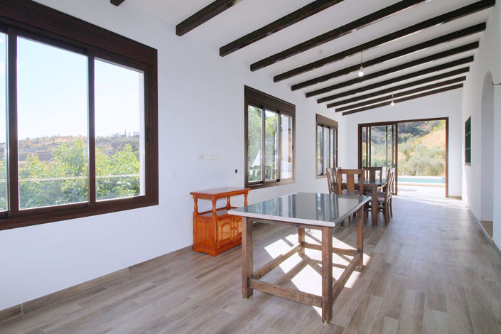 Image No.25-5 Bed Finca for sale