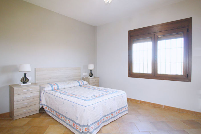 Image No.37-5 Bed Finca for sale