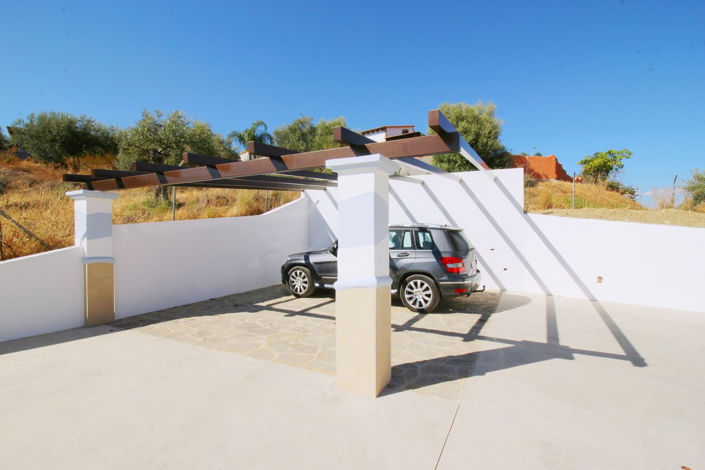 Image No.9-5 Bed Finca for sale