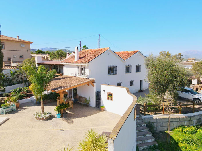 Image No.10-3 Bed Villa for sale