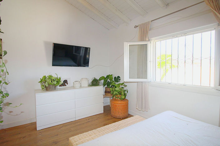 Image No.29-3 Bed Villa for sale