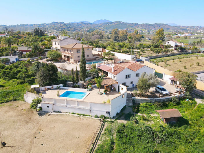 Image No.3-3 Bed Villa for sale