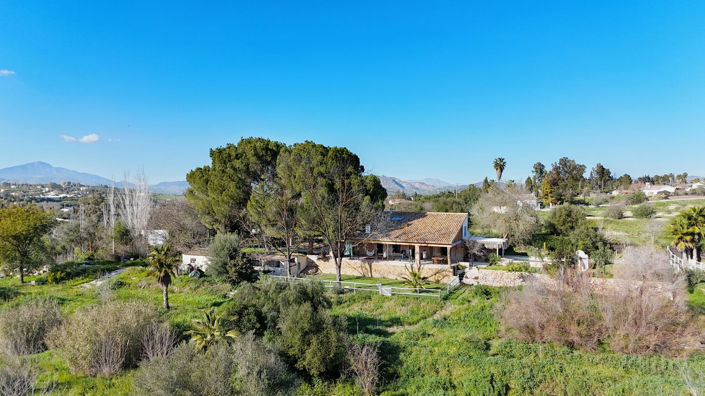 Image No.17-3 Bed Villa for sale