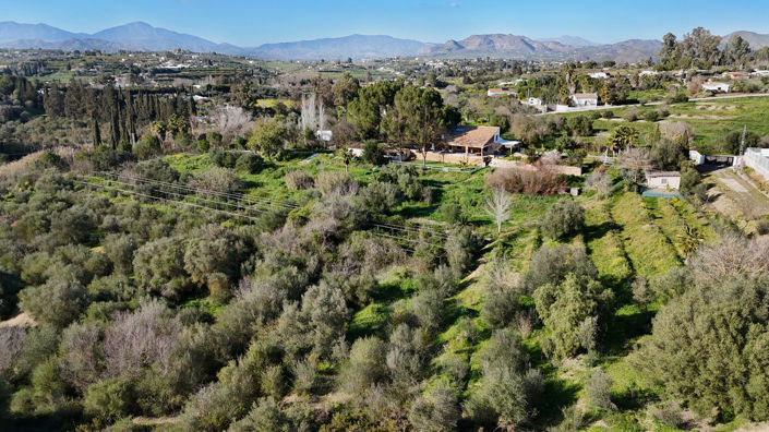 Image No.30-3 Bed Villa for sale