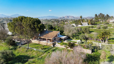 9-467d0cee5b725f3ef65f102a0c2e69c0