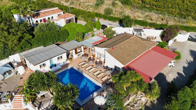 2-5bd7b9d04b45e33852eaf0ec6670150d