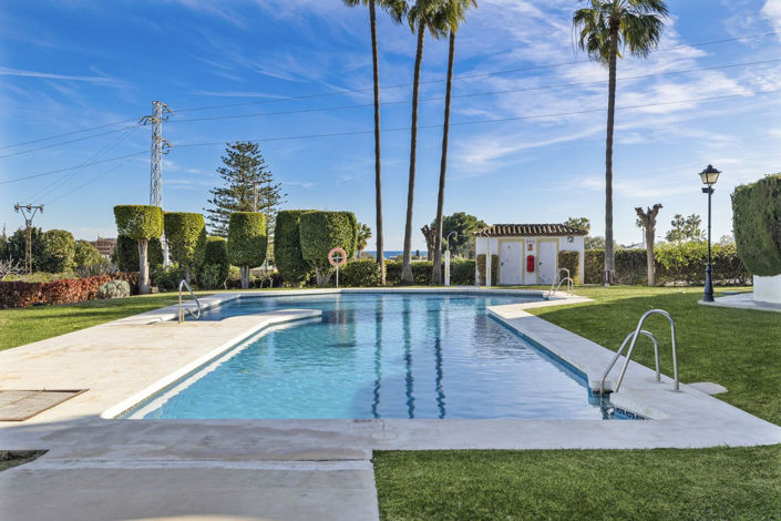 Image No.35-2 Bed Townhouse for sale