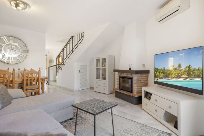 Image No.7-2 Bed Townhouse for sale