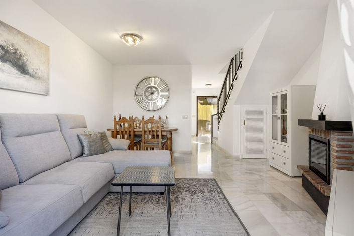 Image No.8-2 Bed Townhouse for sale