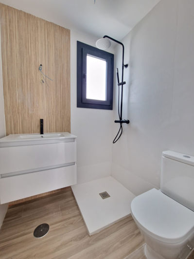 Image No.12-2 Bed Villa for sale