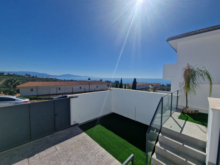 Image No.33-2 Bed Villa for sale