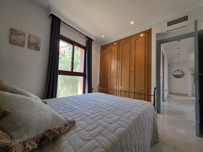 Image No.20-Appartement de 2 chambres à vendre à Estepona