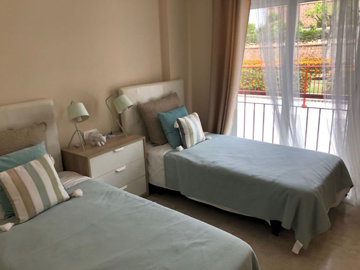 11-20939a0134ad724a8cb2a801094d15a4