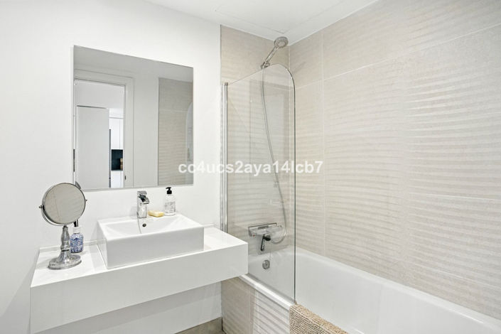 Image No.17-2 Bed Apartment for sale