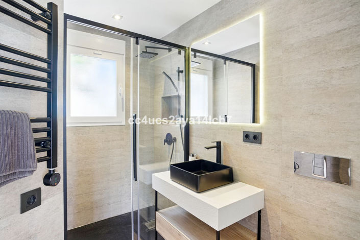 Image No.15-3 Bed Townhouse for sale