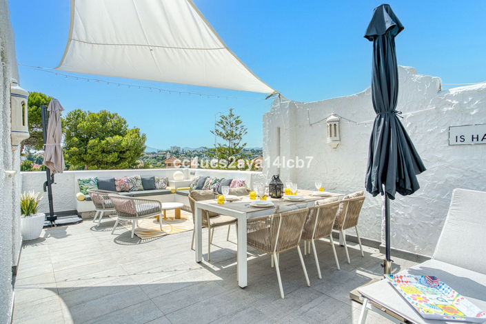 Image No.2-3 Bed Townhouse for sale