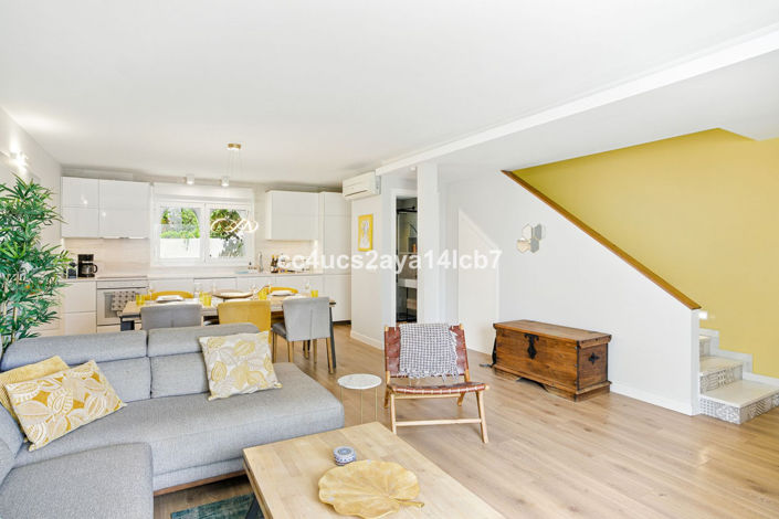 Image No.20-3 Bed Townhouse for sale