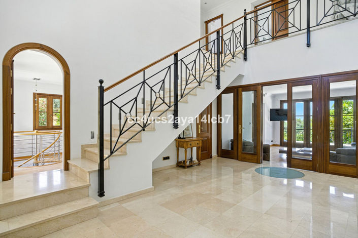 Image No.21-6 Bed Villa for sale