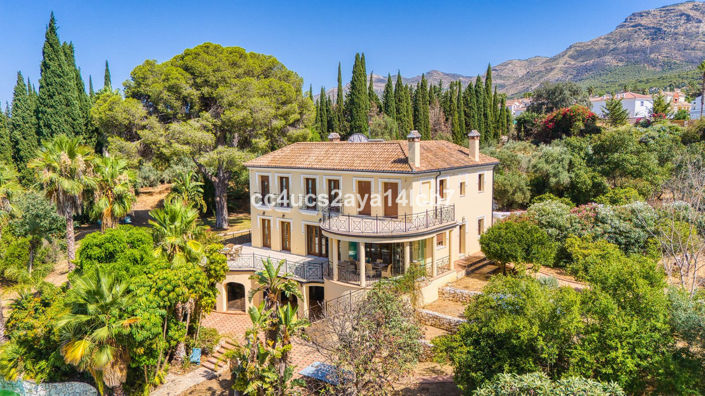 Image No.7-6 Bed Villa for sale