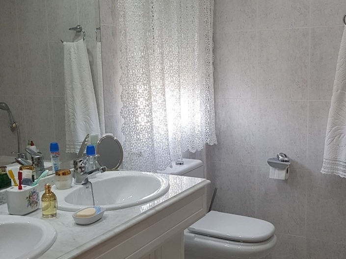 Image No.15-5 Bed Villa for sale