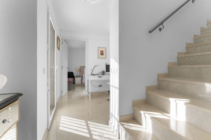 Image No.20-3 Bed Villa for sale