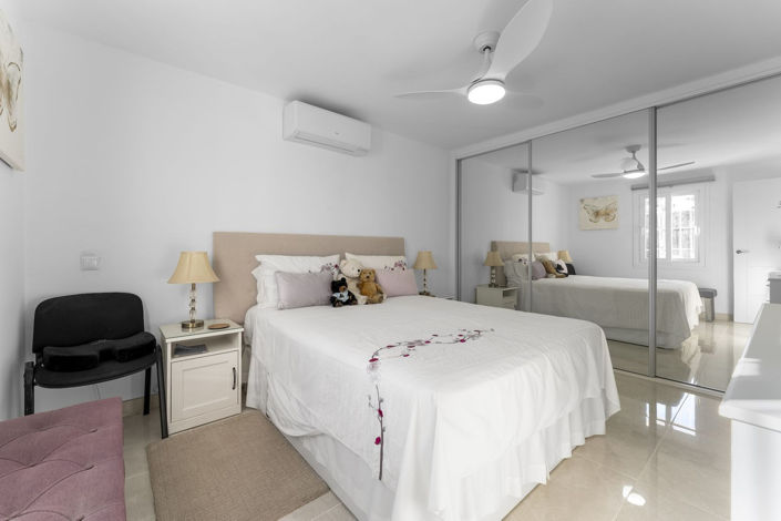 Image No.21-3 Bed Villa for sale