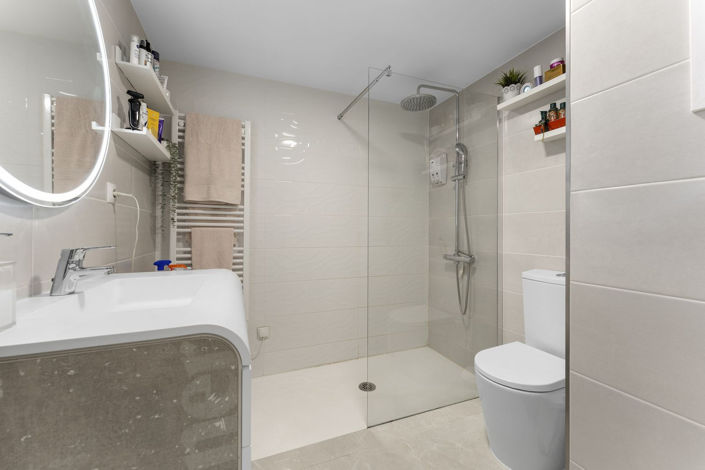 Image No.26-3 Bed Villa for sale